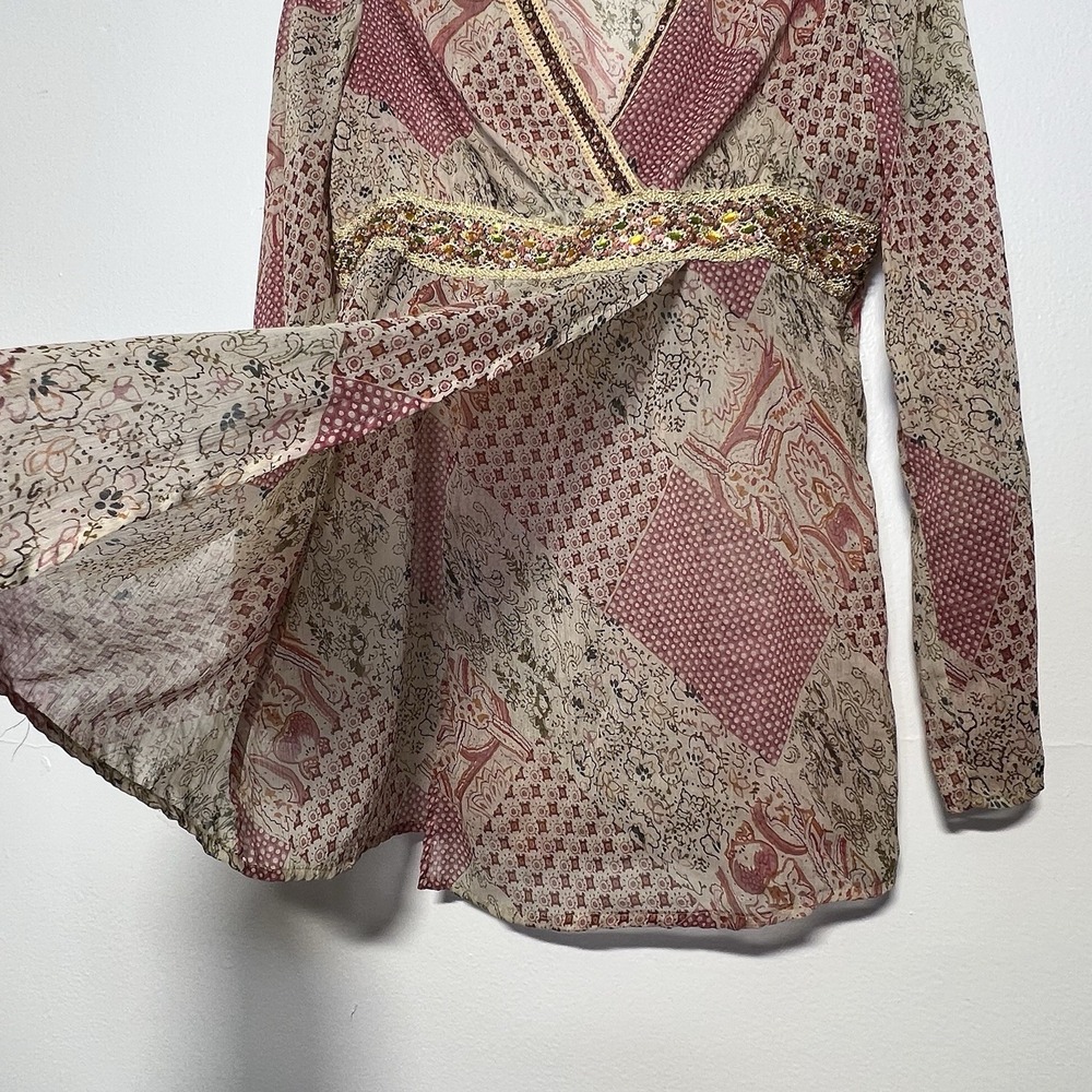 J. Jill Pink Patchwork Pattern Jewel Sheer V-Neck Long Sleeve Blouse Sz M Fairy - Picture 4 of 13